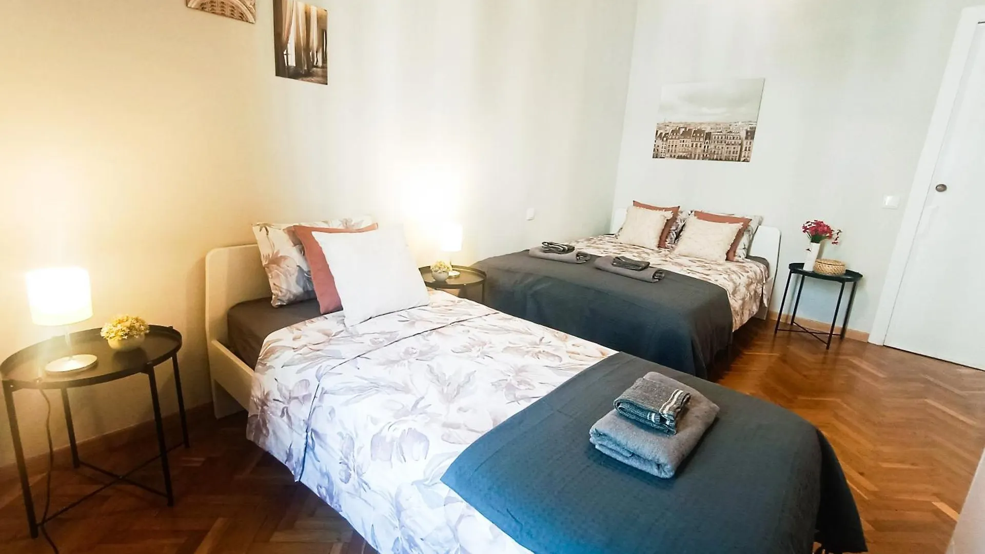 Barcelona Rooms - Pau Claris