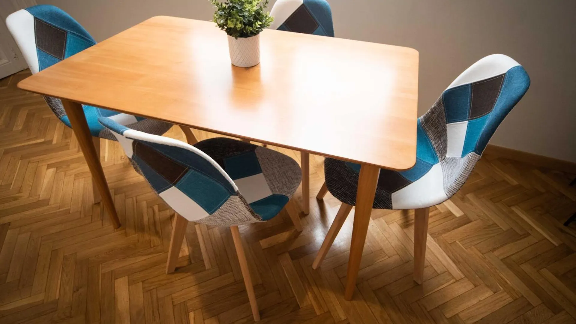 Hostel Barcelona Rooms - Pau Claris Spain